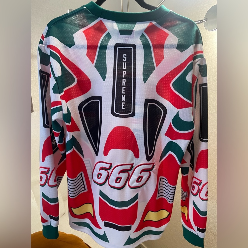 Supreme Men Racer Long Sleeve - Picture 5 of 7